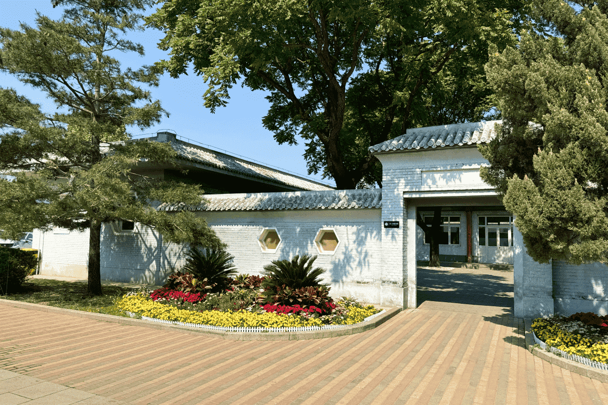 太子峪公墓环境